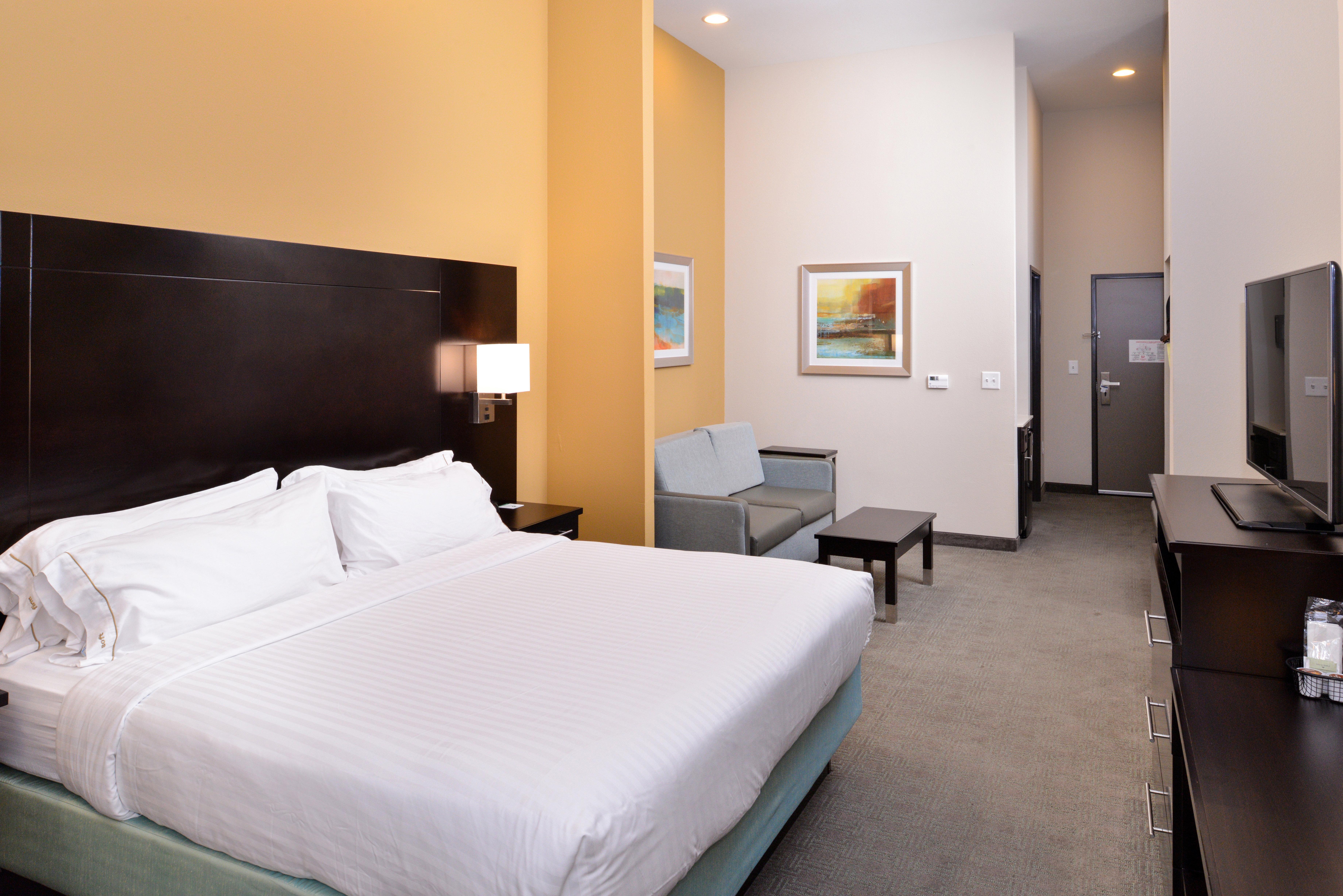 Holiday Inn Express & Suites Austin South, An Ihg Hotel Екстериор снимка