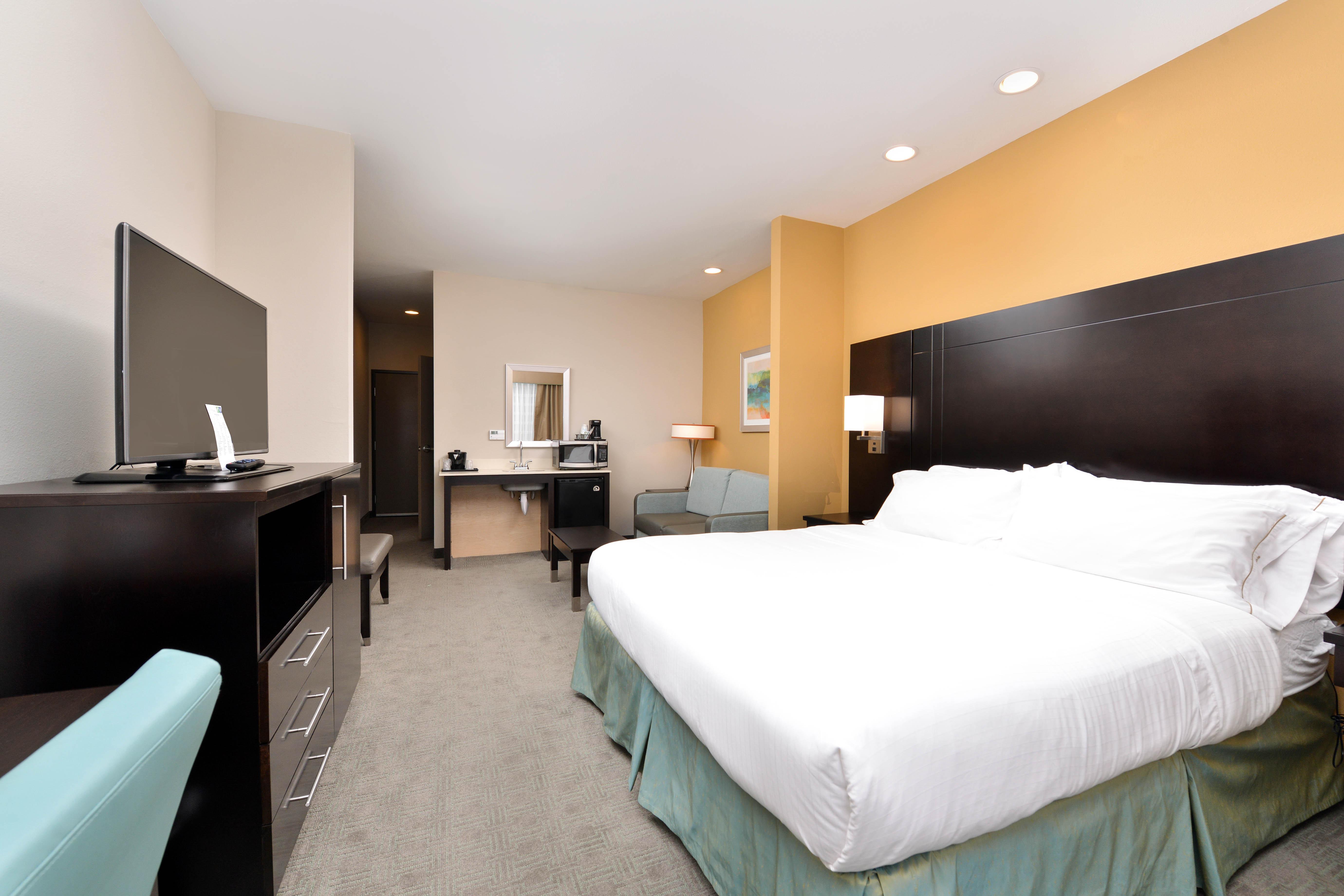 Holiday Inn Express & Suites Austin South, An Ihg Hotel Екстериор снимка