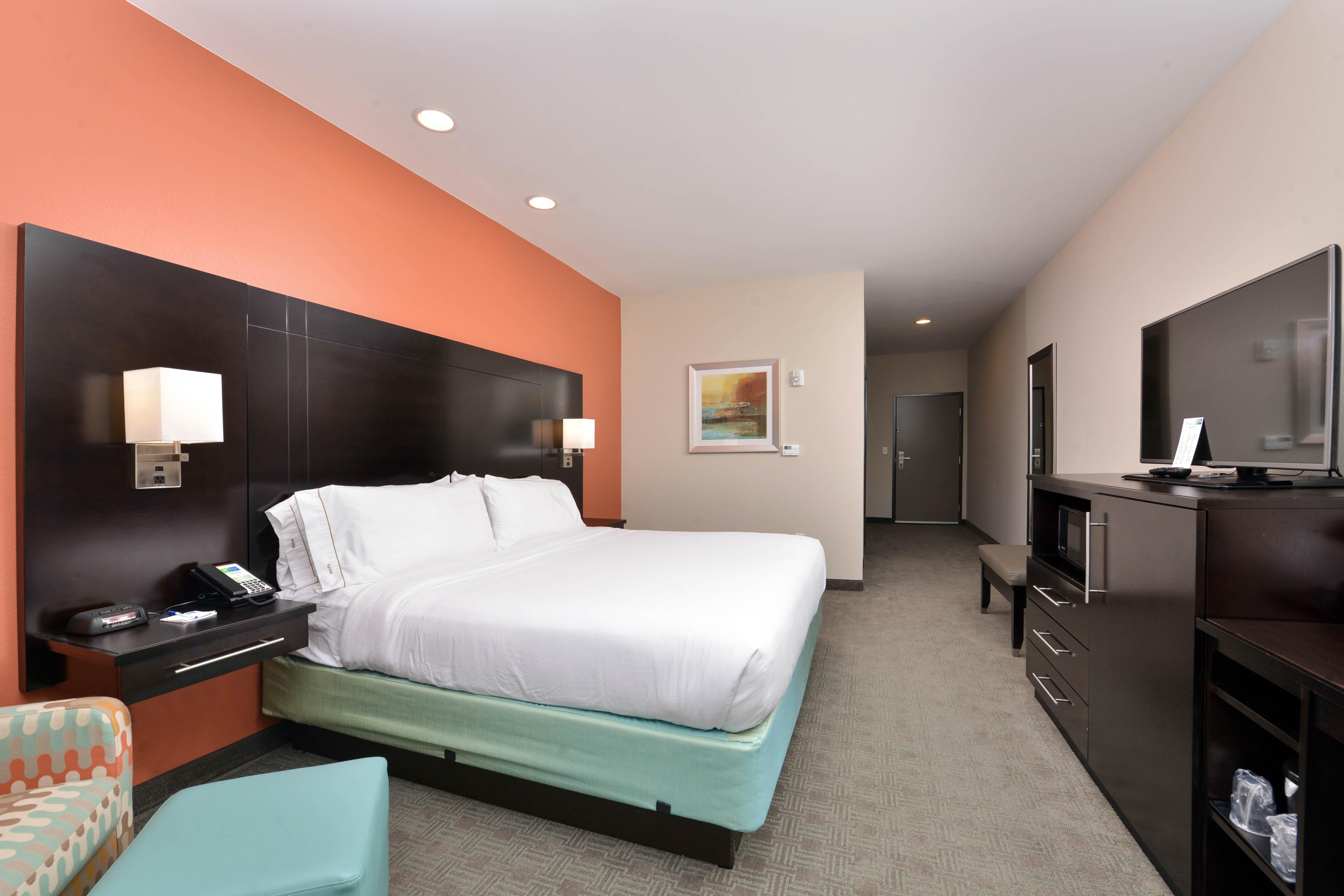 Holiday Inn Express & Suites Austin South, An Ihg Hotel Екстериор снимка