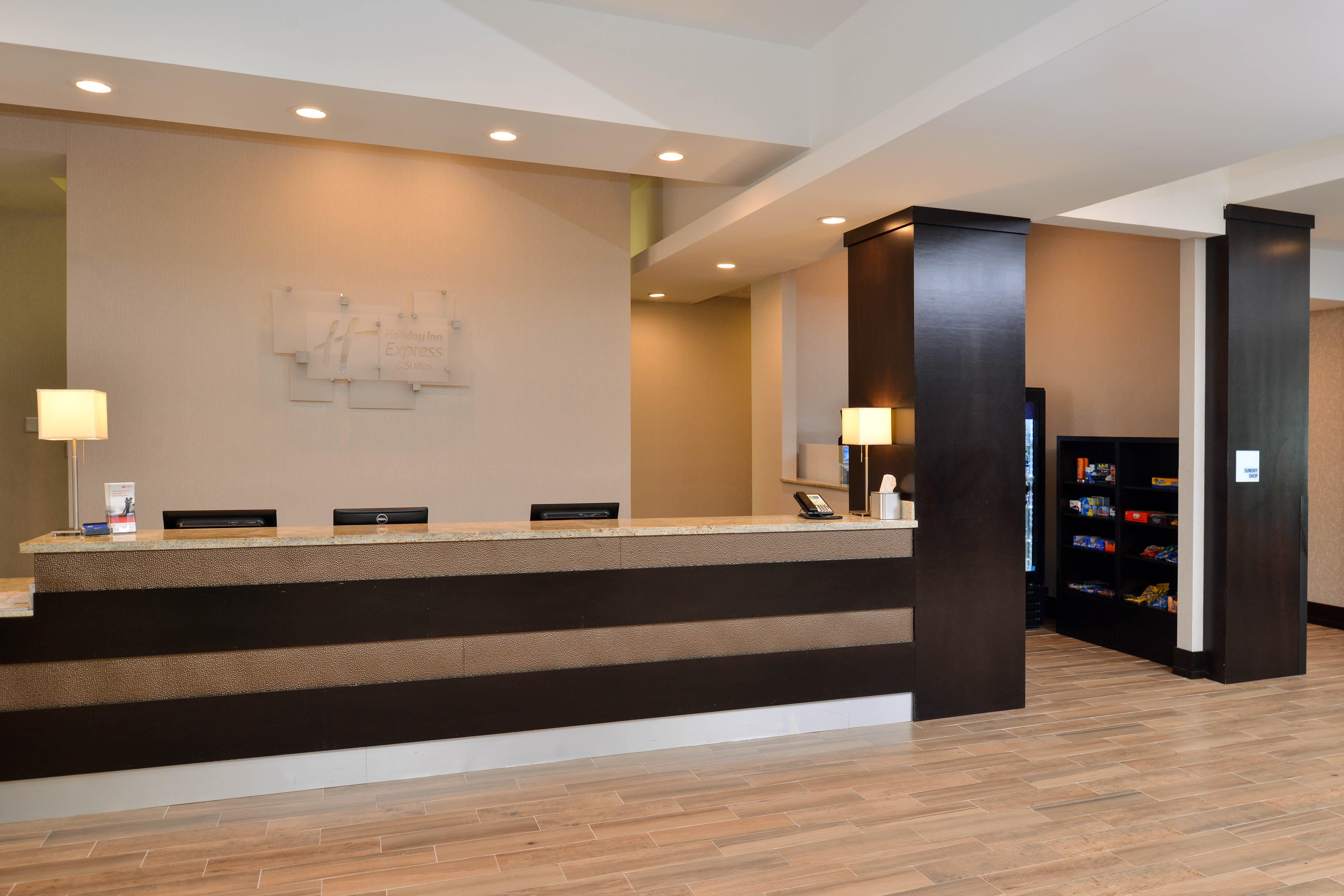 Holiday Inn Express & Suites Austin South, An Ihg Hotel Екстериор снимка