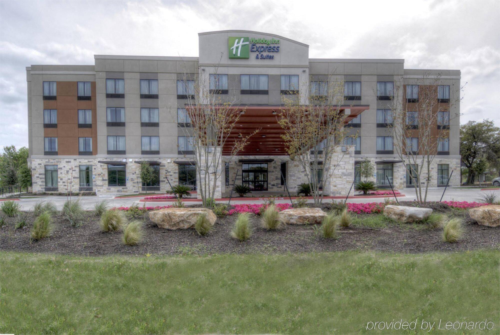 Holiday Inn Express & Suites Austin South, An Ihg Hotel Екстериор снимка